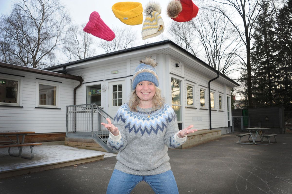 Boka Badstufolk er skrevet Knut Lerhol og Hallgrim Børhus Rogn.