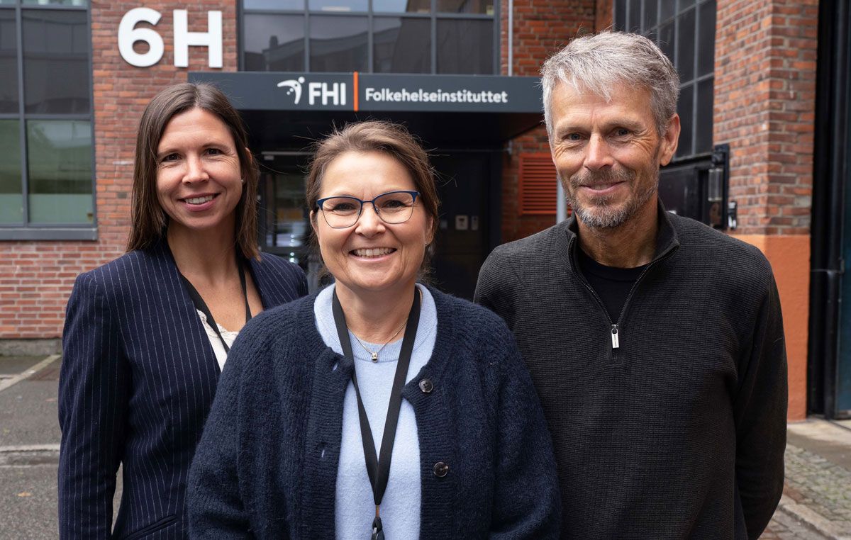 Boka Badstufolk er skrevet Knut Lerhol og Hallgrim Børhus Rogn.