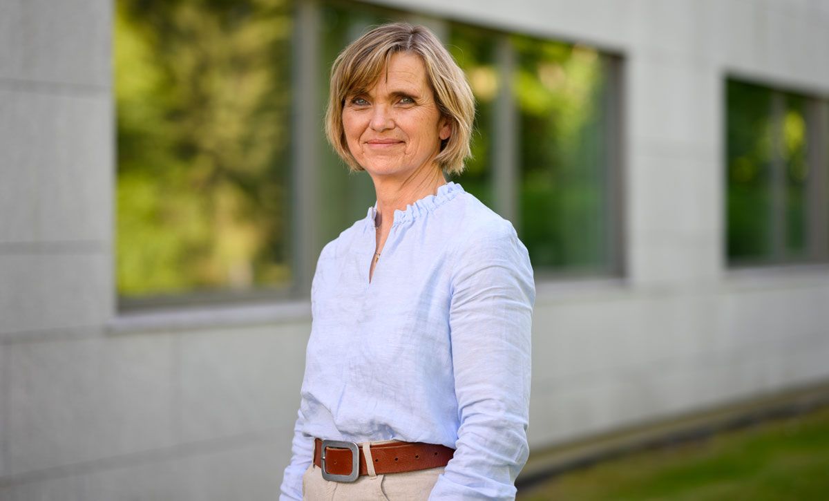 Boka Badstufolk er skrevet Knut Lerhol og Hallgrim Børhus Rogn.