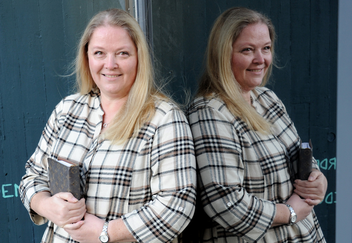 Boka Badstufolk er skrevet Knut Lerhol og Hallgrim Børhus Rogn.